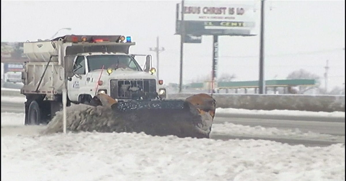 Over a Foot of Snow Covers Amarillo, Texas
