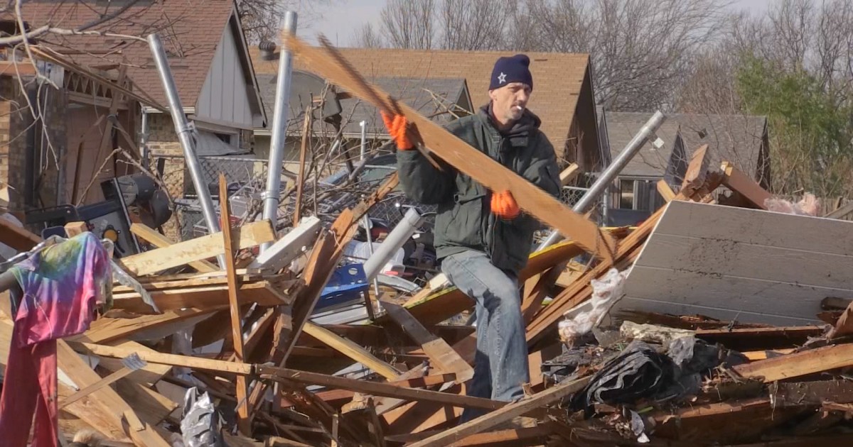 Residents in Texas Clean Up After Tornado