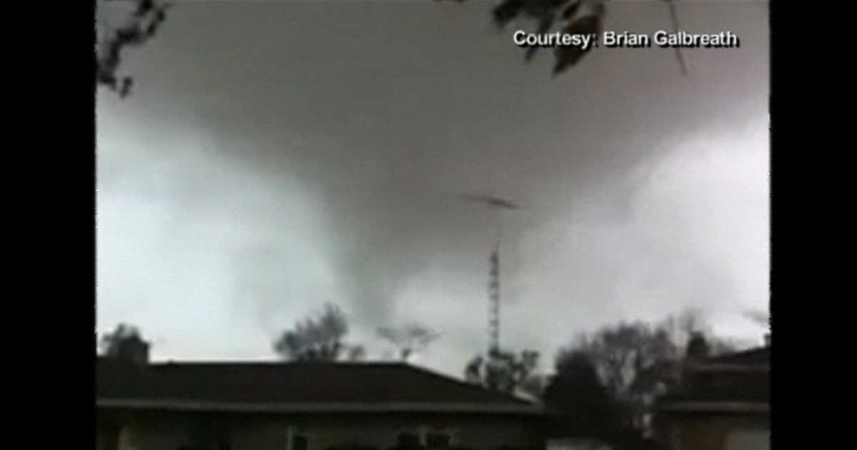Raw video: Tornado touches down