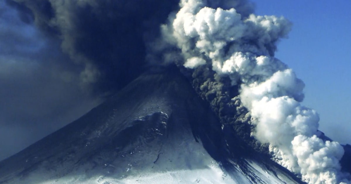 Alaska volcano erupts with lava, ash