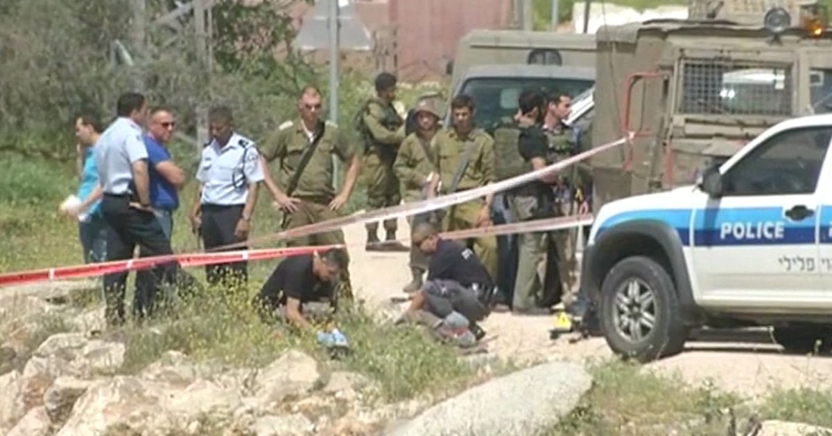 Palestinian Stabs Two Israeli Soldiers in West Bank Attack