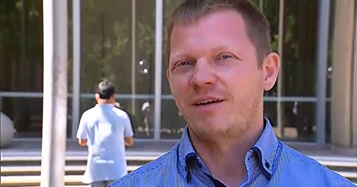 Sydney Cafe Eyewitness 'Glad to Pass Police Lines'