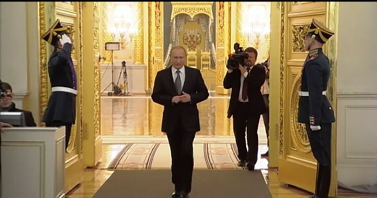 Putin Remains Defiant as Economy Stalls