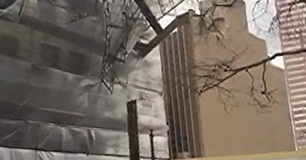 Scaffolding Sent Plummeting by Strong Winds in Portland, Oregon