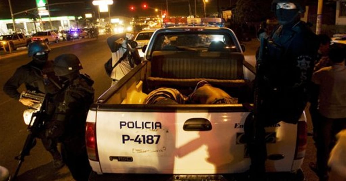 Tot killed as mother flees Tijuana shootout