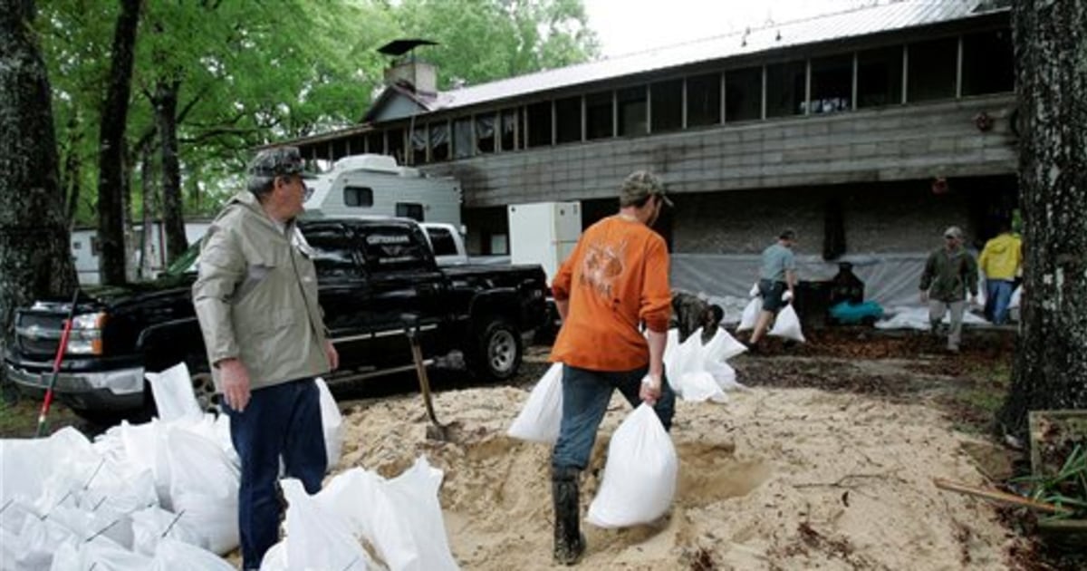 Soggy Gulf Coast gets hail, fears twisters