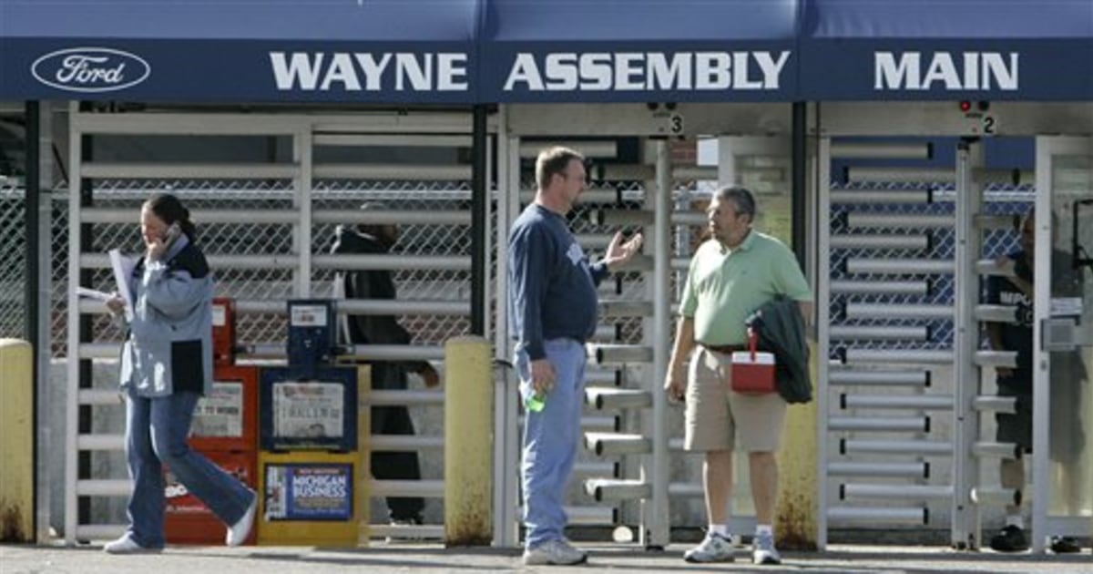 chrysler-workers-wary-of-new-labor-deal