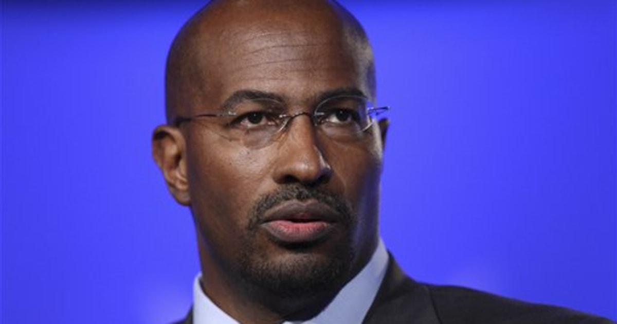 Obama adviser Jones resigns amid controversy