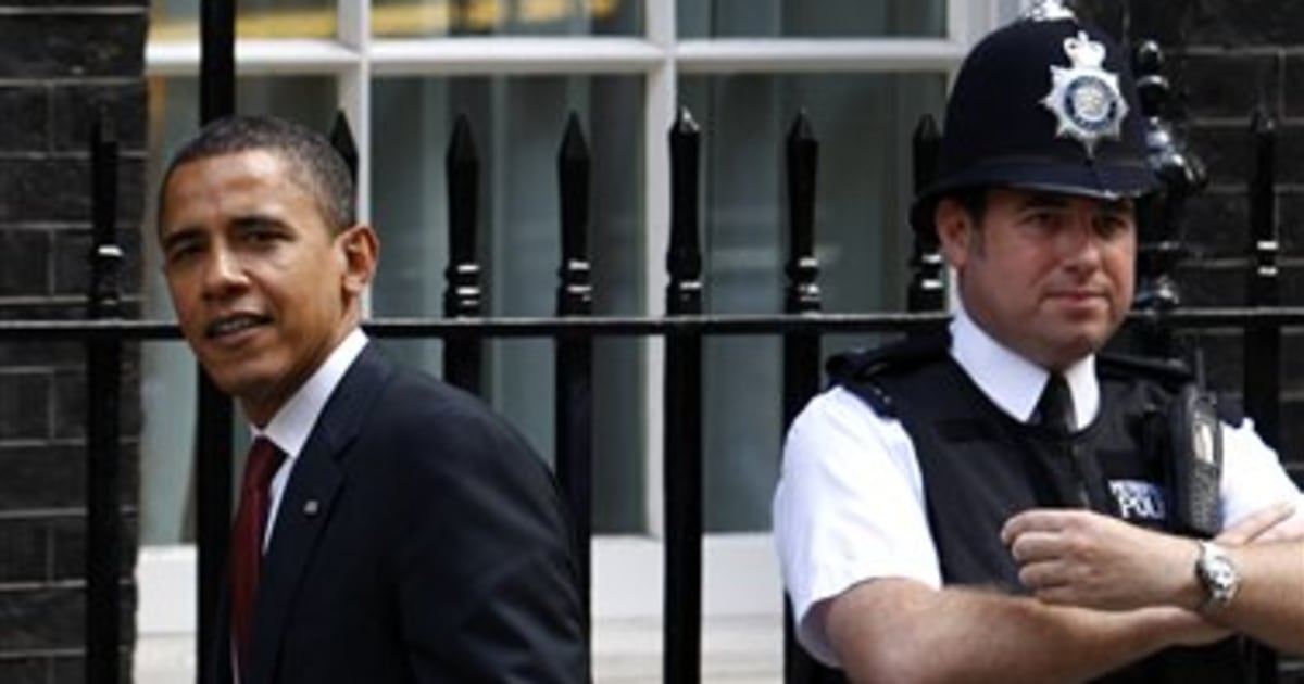 Obama, in London, meets Brown and Blair