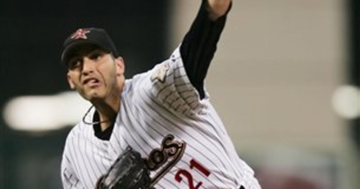Pettitte thriving in new set of pinstripes