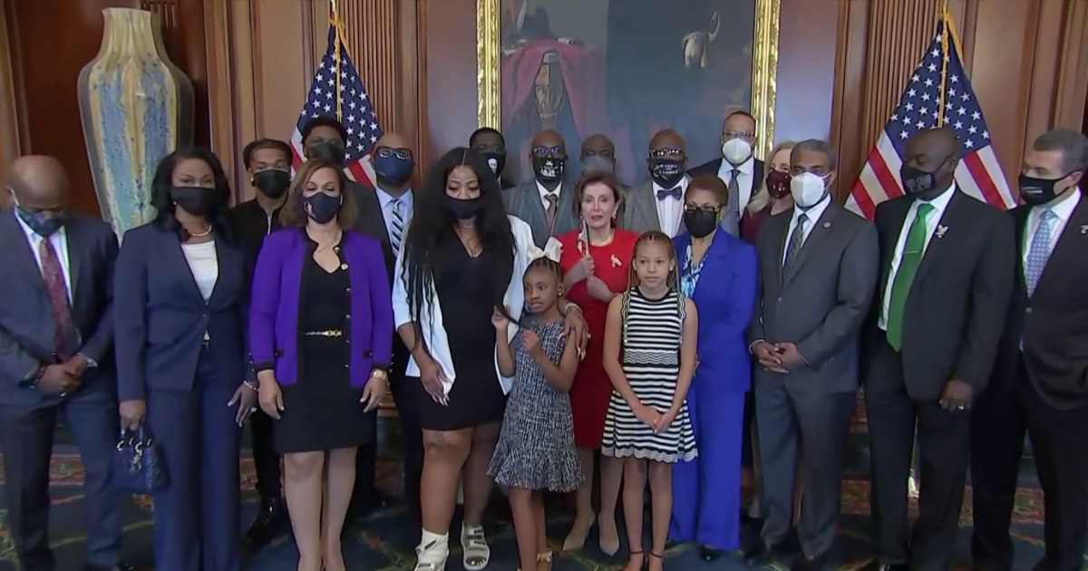 Family of George Floyd meets with Speaker Pelosi