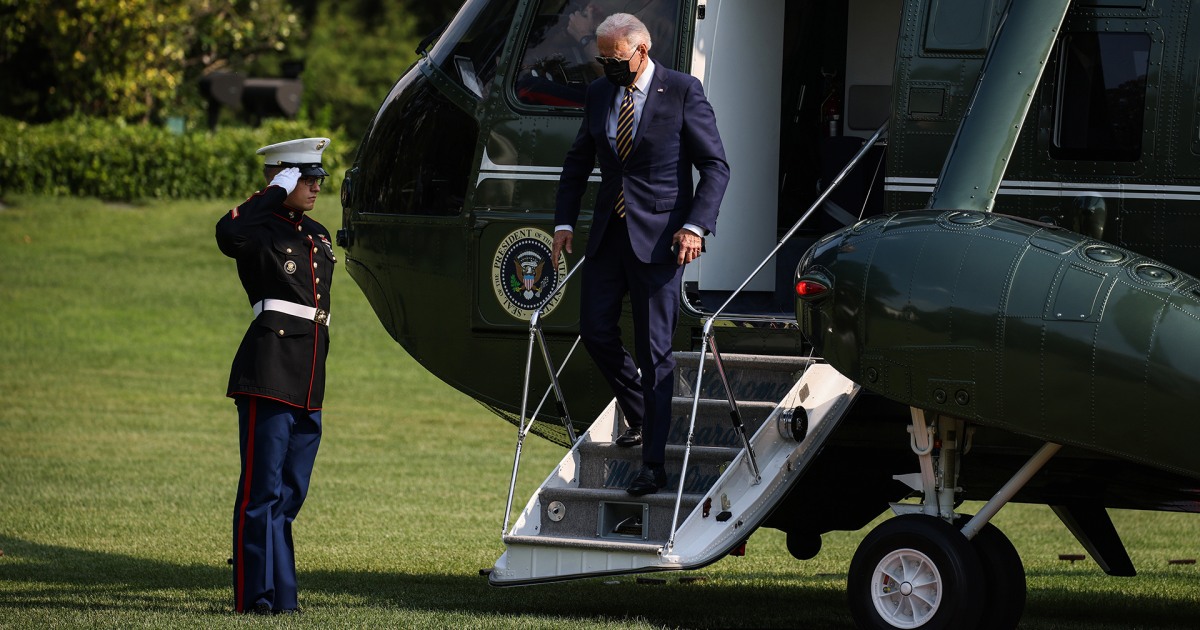 President Biden wears mask at White House