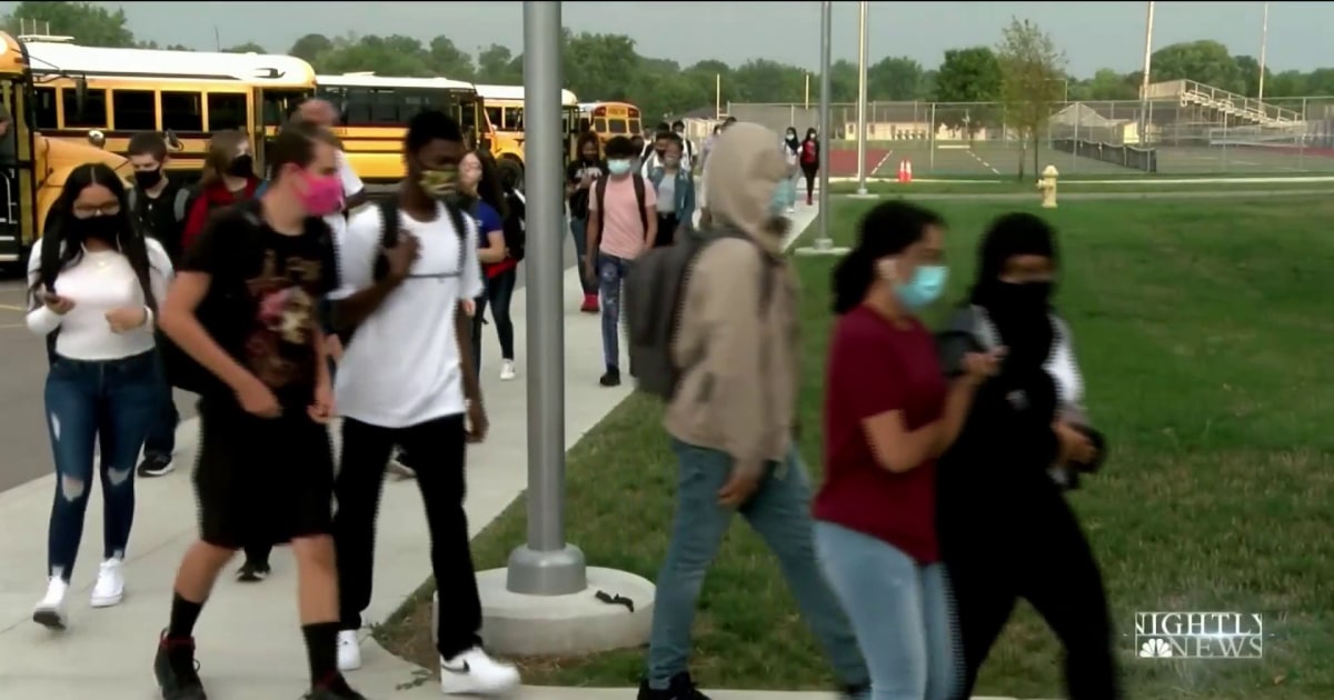 Kids going back to school as Covid cases rise