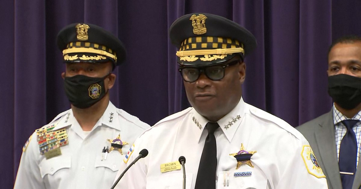Brothers charged in shooting of Chicago police officers