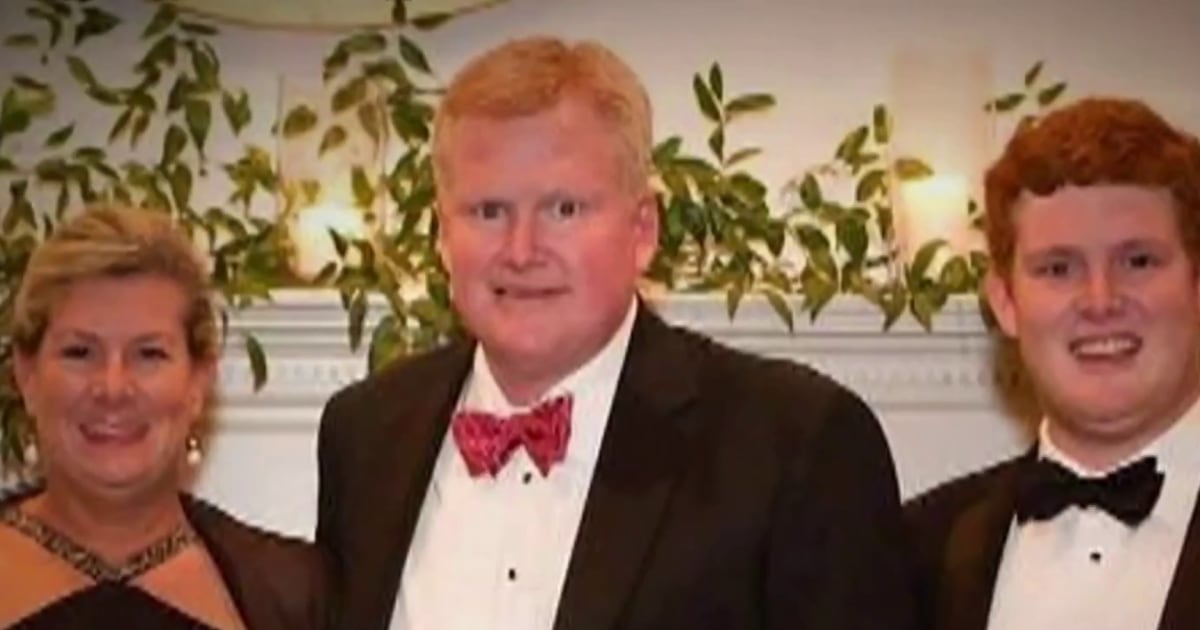 South Carolina lawyer hired hitman for life insurance claim, attorney says