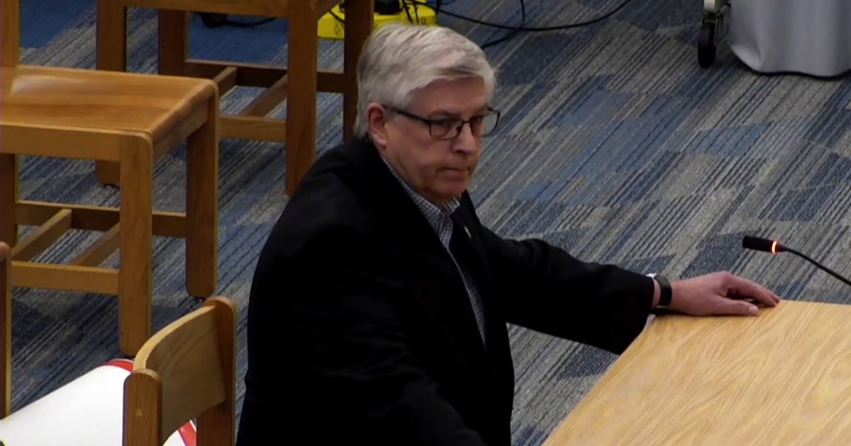 Ohio mayor calls for resignation of Board of Education over