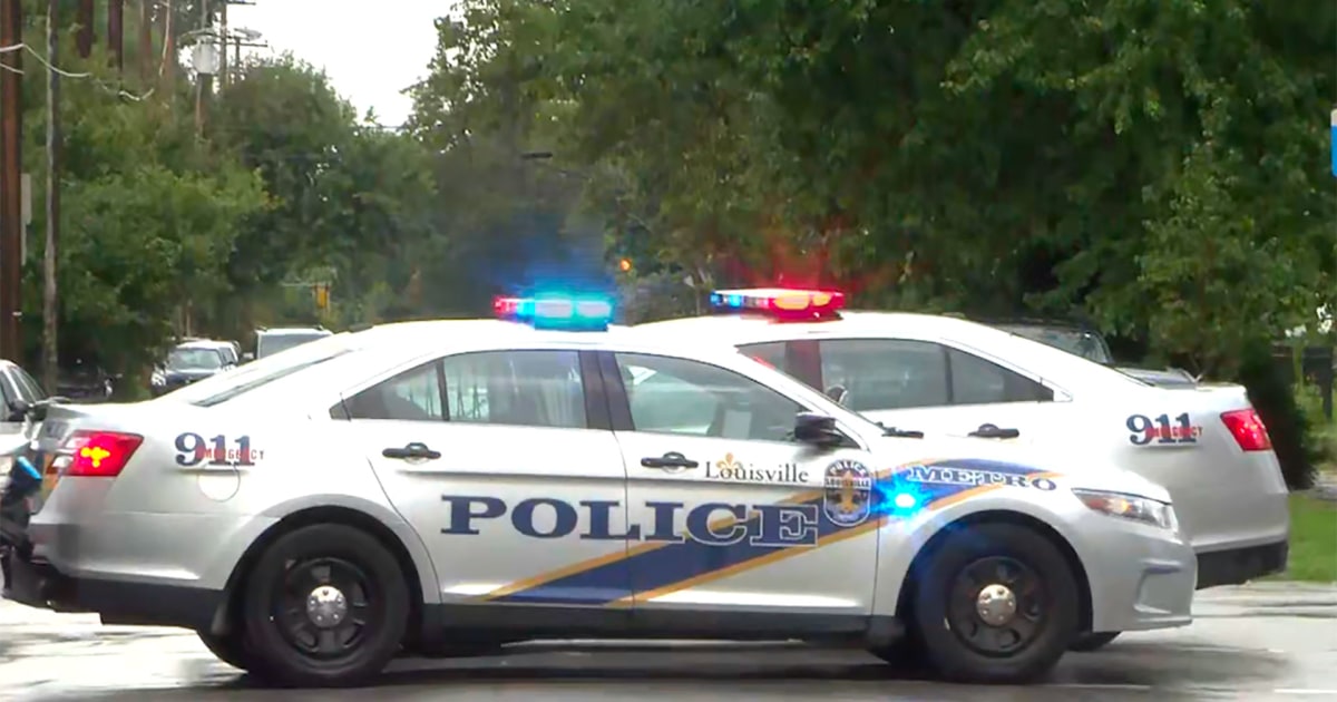 Two students shot, one fatally ,during drive-by shooting at Kentucky ...