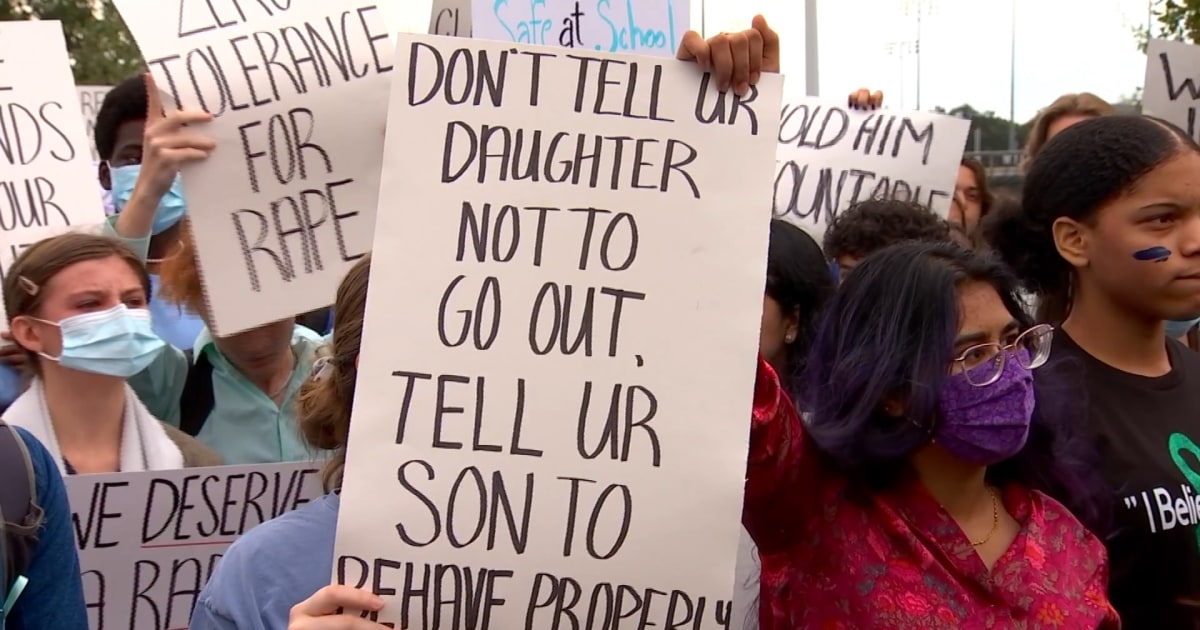 Texas high school students stage walkout over sex assault investigation