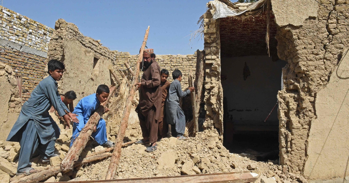 At least 20 killed after 5.7-magnitude earthquake strikes southern Pakistan