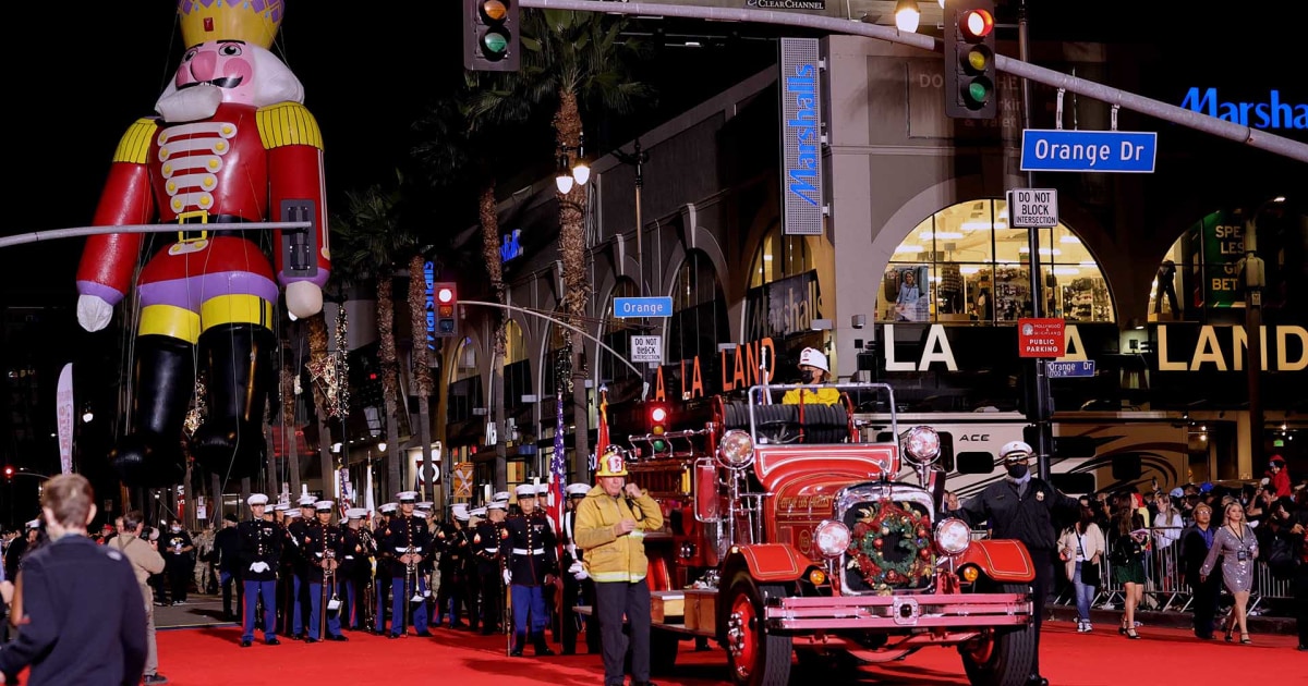 Hollywood's annual Christmas parade returns after Covid