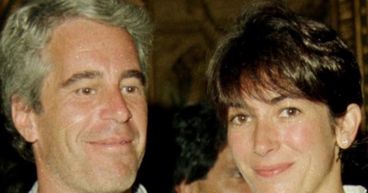 Ghislaine Maxwell trial: Photos of underage girls in Jeffrey Epstein's home entered as evidence ->