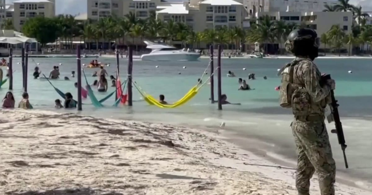 Gunmen on jet skis fire shots on beach in Cancun