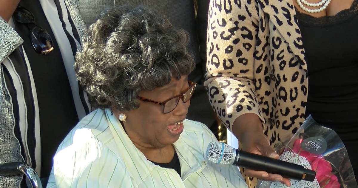 Claudette Colvin describes refusing to give up bus seat in 1955