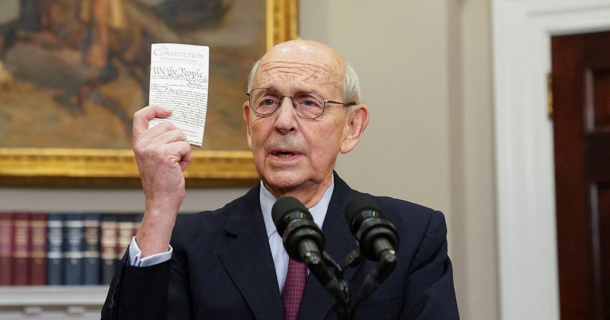 Justice Breyer announces Supreme Court retirement reflects on love of