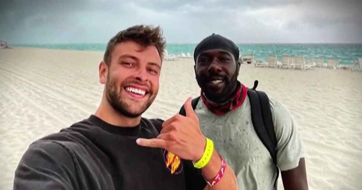 Social media star Jimmy Darts gives thousands of dollars to strangers