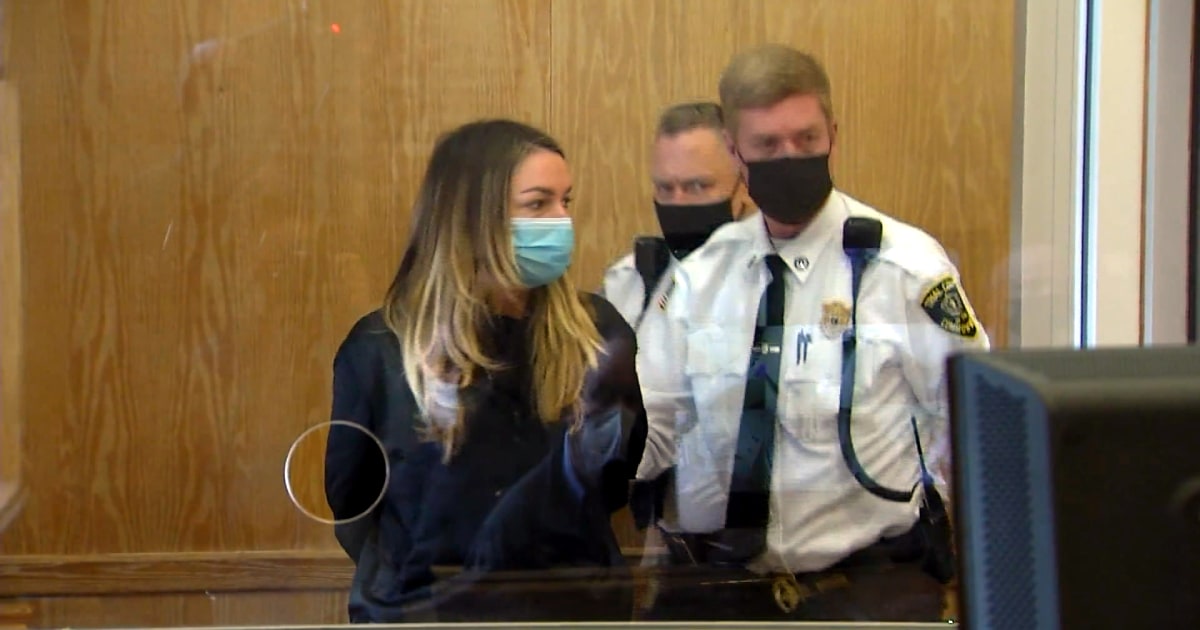 Girlfriend charged in death of Boston police officer