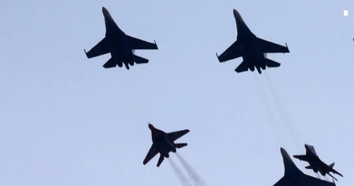 Poland offers fighter jets to Ukraine