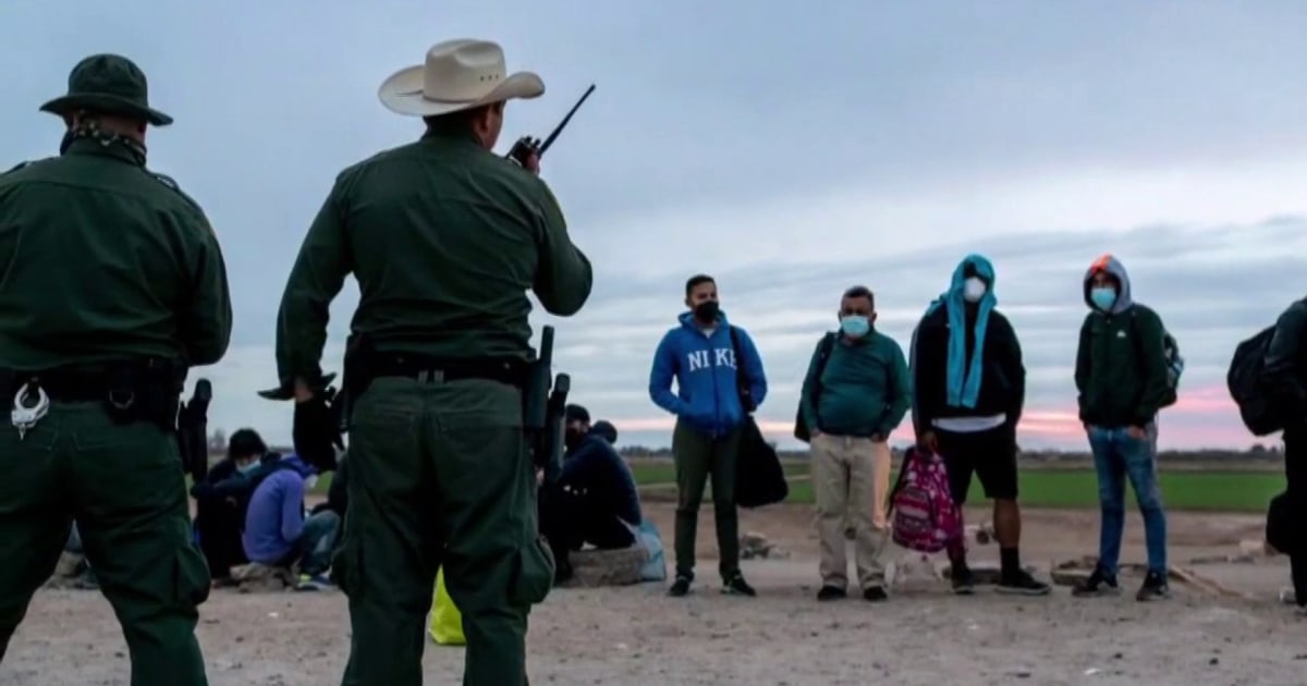 Border Patrol’s use of Amazon-owned ‘Wickr’ messaging app drawing scrutiny
