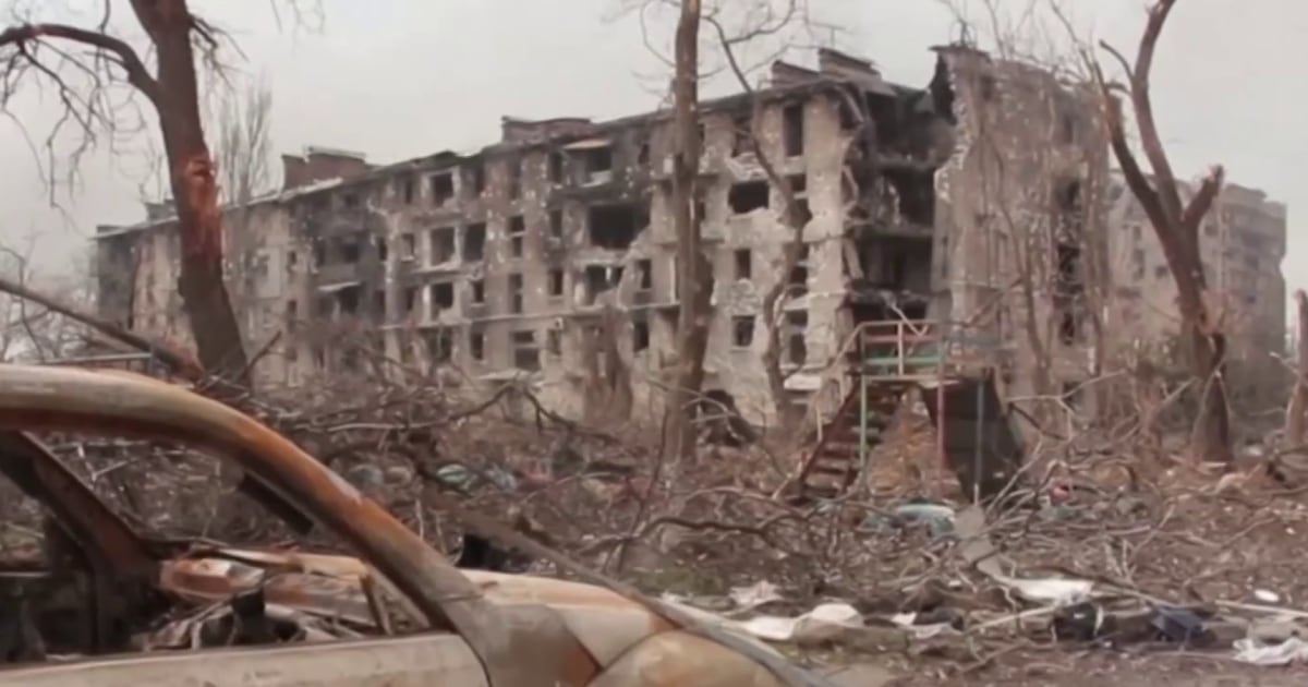 Russia shifts its offensive east while Zelenskyy pleads with the U.S. for more weapons
