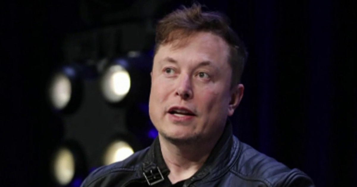 Elon Musk reaches deal to buy Twitter