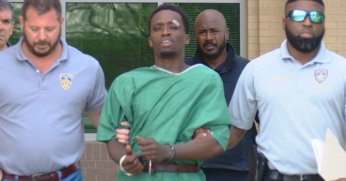 Louisiana man accused of streaming fatal stabbing on Facebook Live