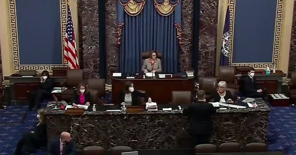 Senate Democrats’ bill to keep abortions legal nationwide fails