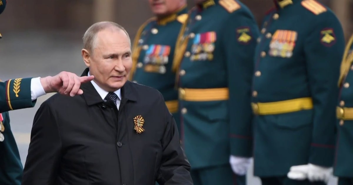 Tom Nichols: Three signs Putin may be reassessing his plans