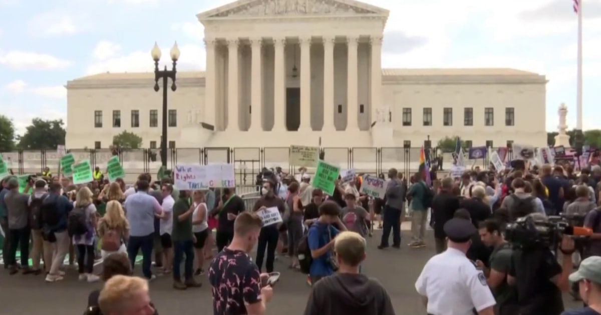 Supreme Court overturns Roe v Wade