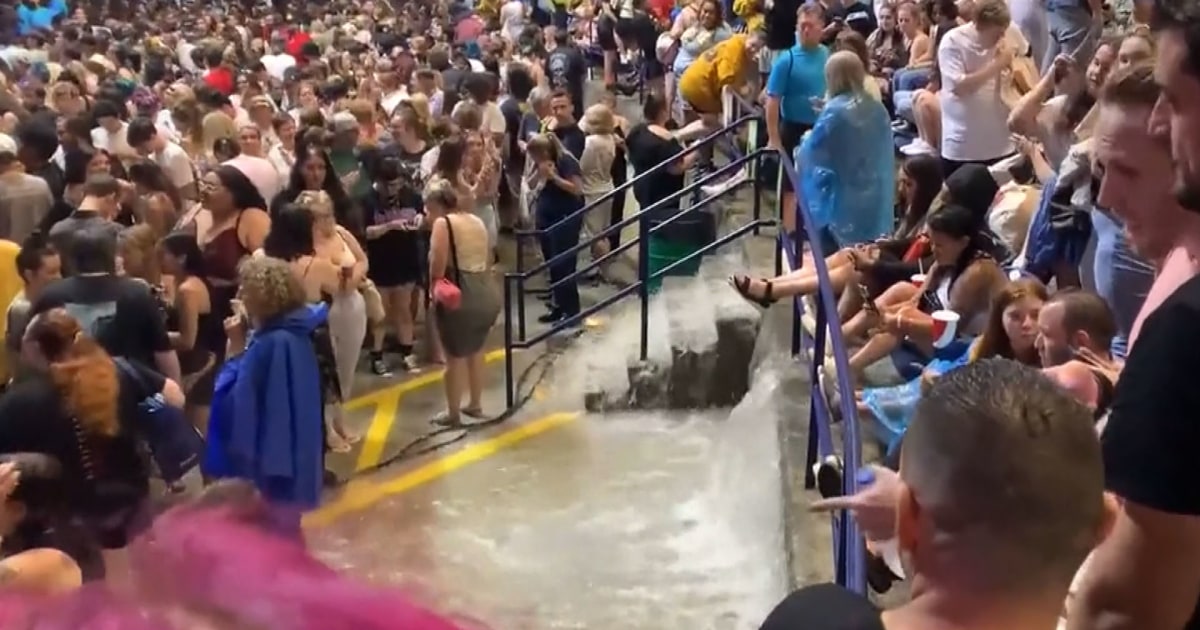 Halsey cancels Maryland concert as Merriweather Post Pavilion floods