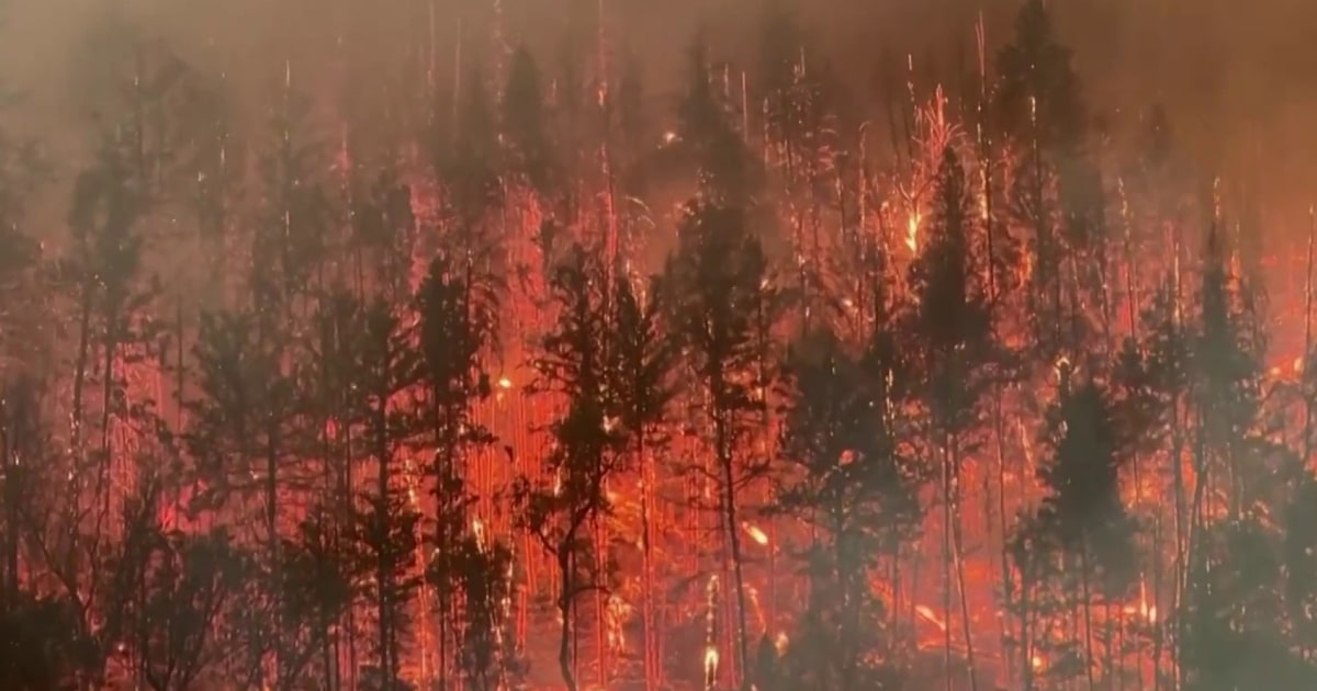 McKinney wildfire blazing through California and towards Oregon