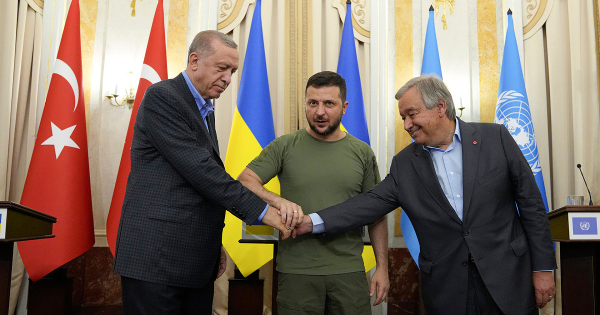 Zelenskyy rencontre le chef de l’ONU et président turc Recep Tayyip Erdogan à Lviv, en Ukraine