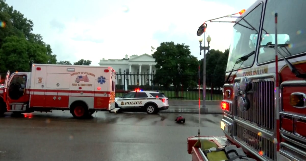 Apparent lightning strike near White House leaves multiple injured