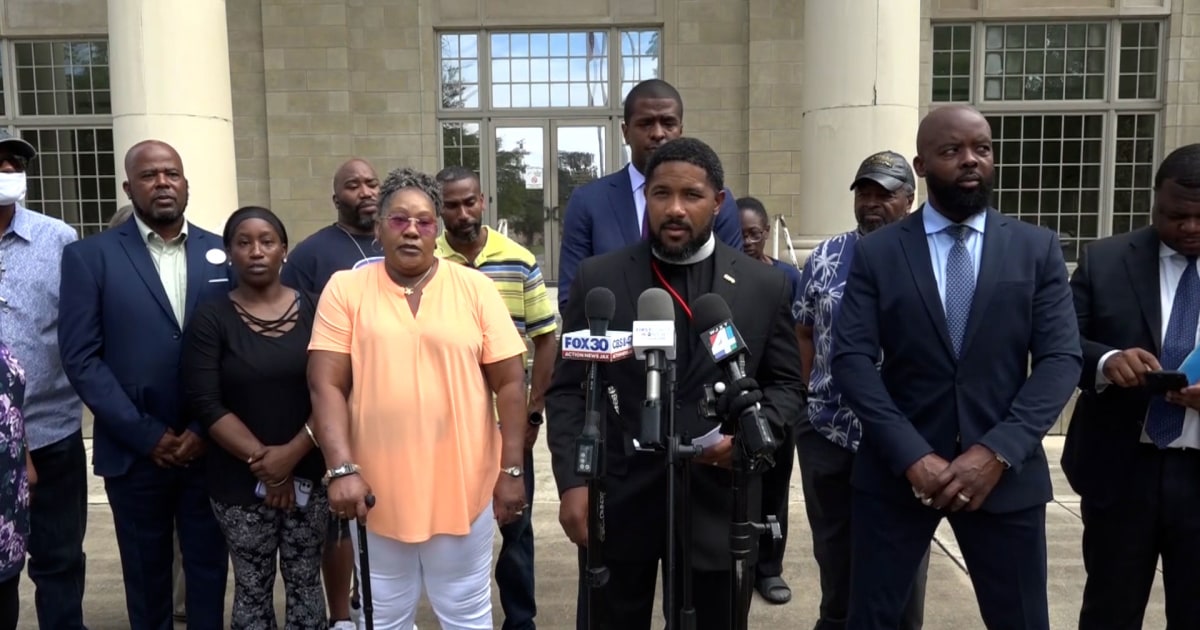 Family files lawsuit after Black Georgia woman fatally shot during ...