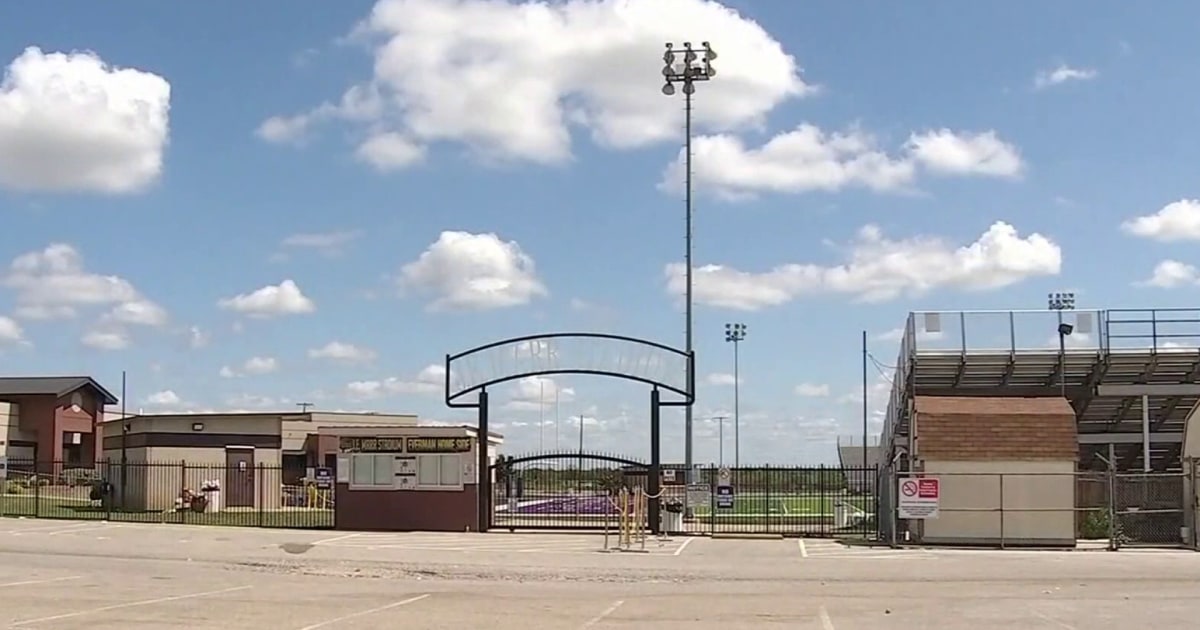 texas-police-thwart-potential-shooting-at-high-school-football-game