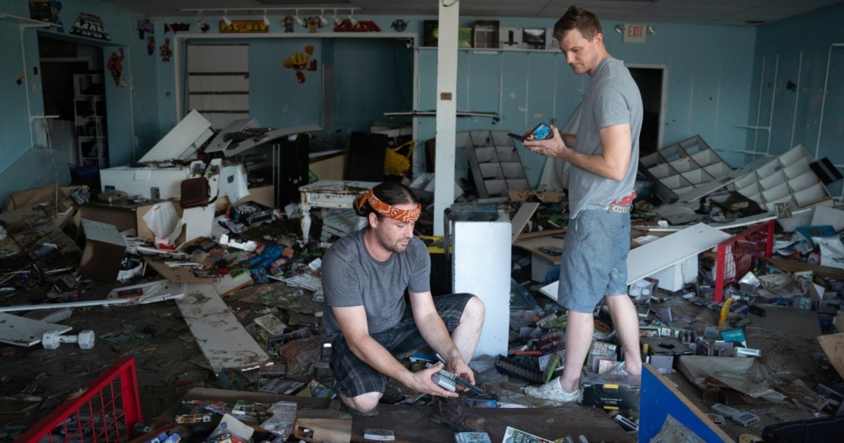 Florida begins to rebuild 24 hours after Hurricane Ian