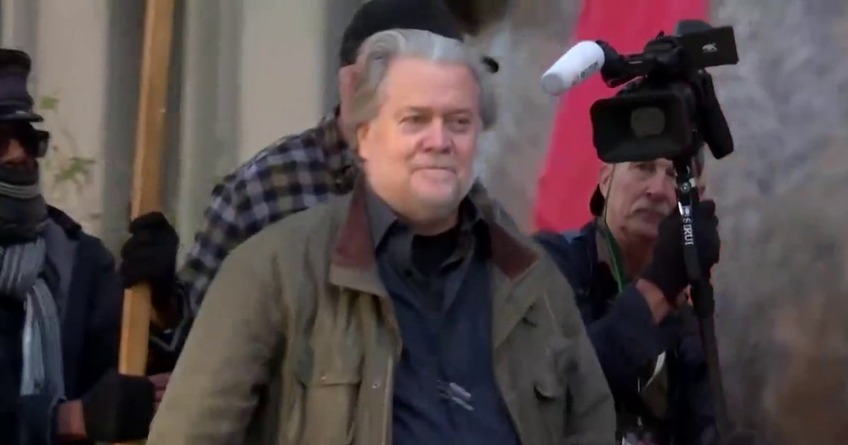 Bannon busted: Trump’s fmr. chief strategist sentenced to prison time