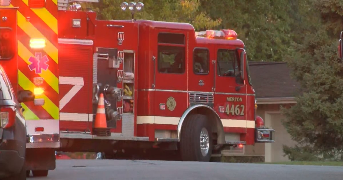 At least seven dead in Wisconsin apartment fire