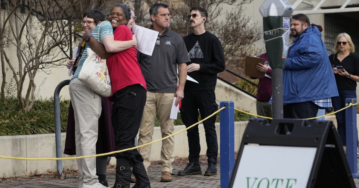 Voters head to the polls in Senate runoff election