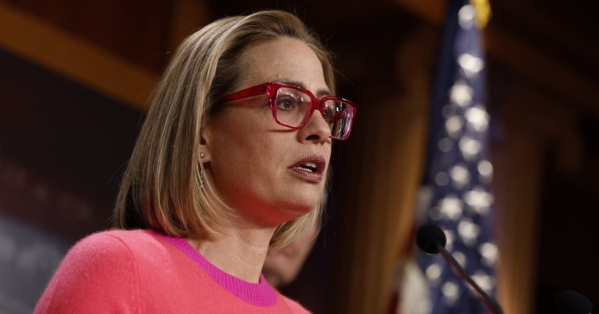 Arizona Senator Kyrsten Sinema announces departure from Democratic party