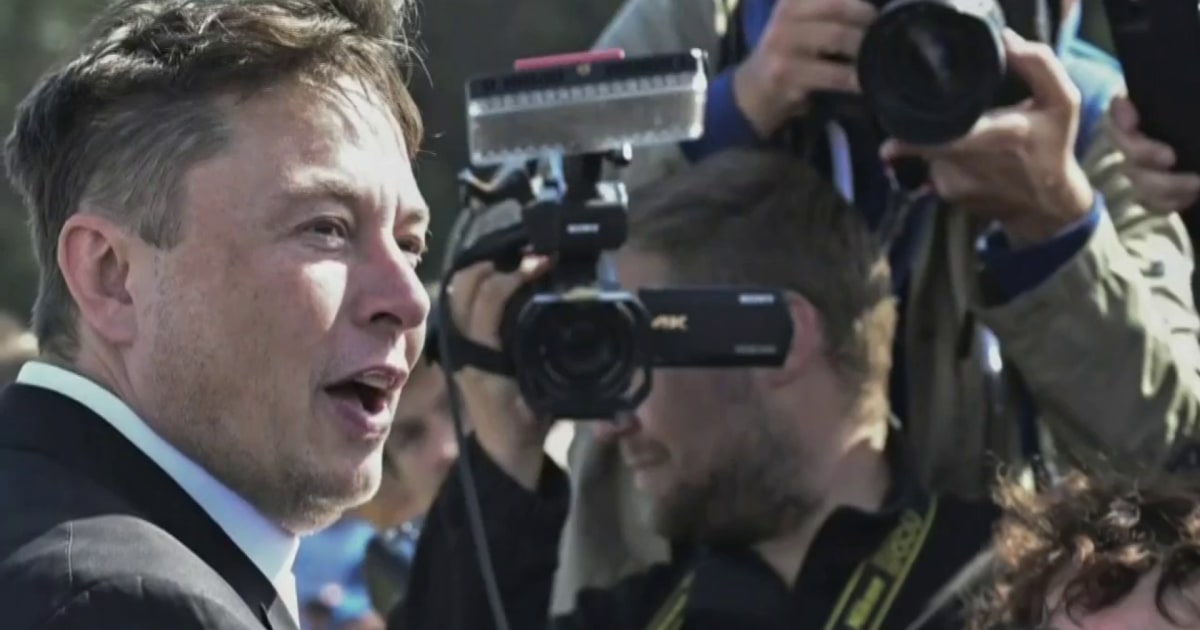 Musk sells $3.6 billion worth of Tesla shares